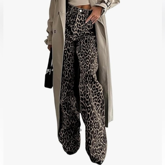 LC lizette collection Denim - NWT high waist Leopard Print Wide Leg Pants size M